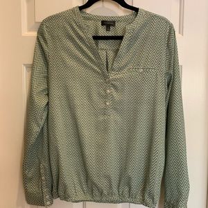 The Limited long sleeve blouse
